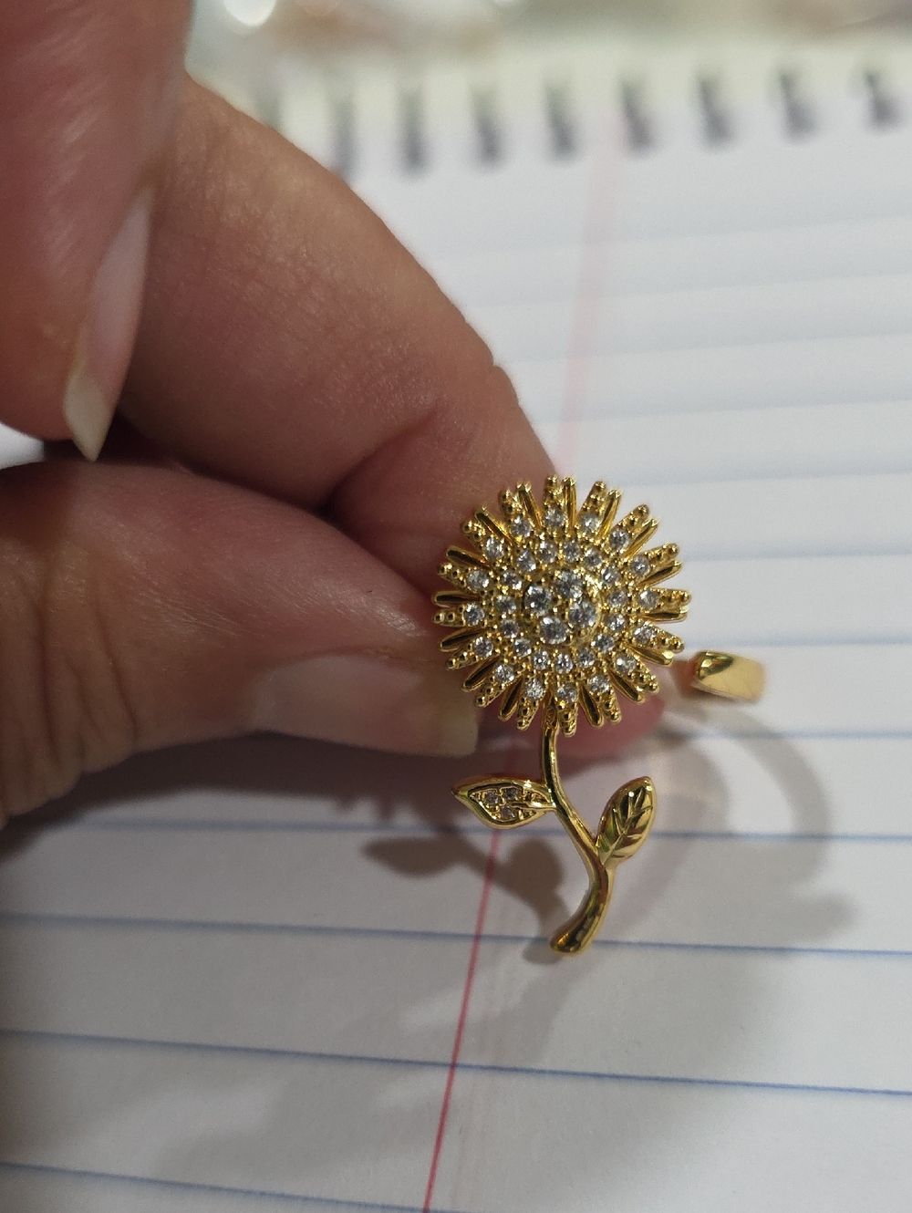 14k Gold Plated Spinning Sunflower Crystal Ring - Elegant Floral Statement
